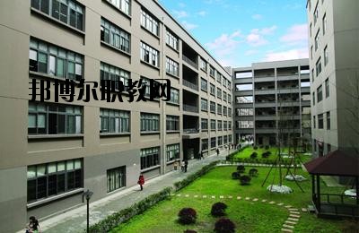成都信息工程職業(yè)技術(shù)學(xué)校怎么樣、好不好