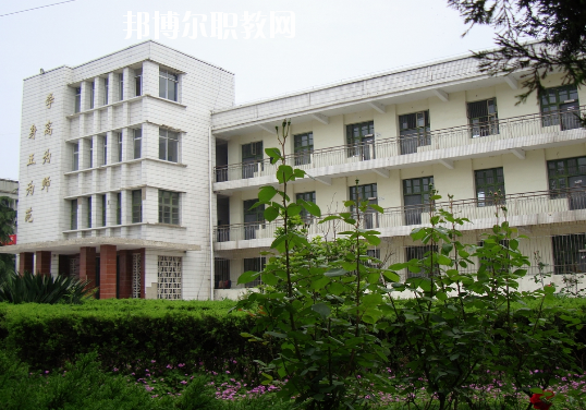 安徽霍邱師范學(xué)校2020年報(bào)名條件、招生要求、招生對(duì)象