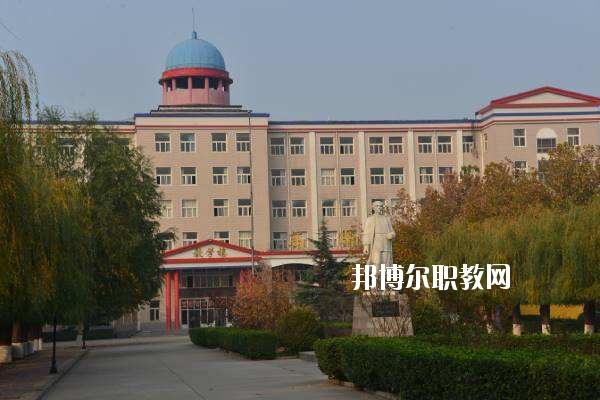 南陽廣播電視中等專業(yè)學(xué)校2021年報(bào)名條件、招生要求、招生對象