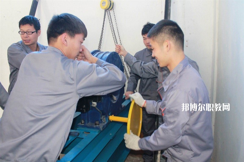 鄭州廣志職業(yè)技術(shù)中等專業(yè)學(xué)校2021年學(xué)費(fèi)、收費(fèi)多少