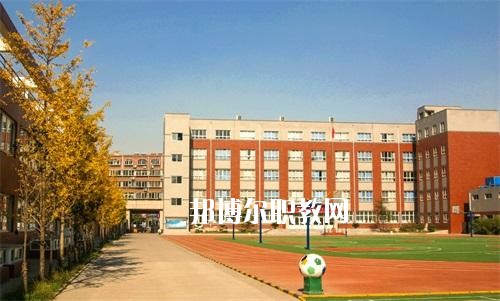 延津無線電技術(shù)學(xué)校2021年學(xué)費(fèi)、收費(fèi)多少
