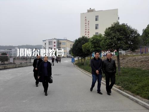 綿陽游仙職業(yè)教育中心2020年報(bào)名條件、招生要求、招生對象