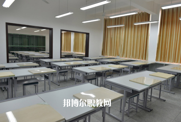 安慶工業(yè)學(xué)校怎么樣、好不好