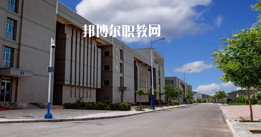 金昌市理工中等專業(yè)學校2020年報名條件、招生要求、招生對象