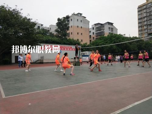 宜賓南溪區(qū)職業(yè)高級中學(xué)校2020年報(bào)名條件、招生要求、招生對象