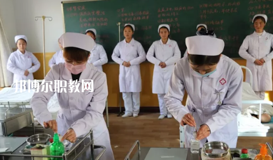 靈臺縣職業(yè)中等專業(yè)學(xué)校2020年報名條件、招生要求、招生對象