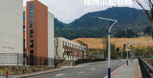 貴州建設(shè)職業(yè)技術(shù)學(xué)院中職部2020年報(bào)名條件、招生要求、招生對(duì)象
