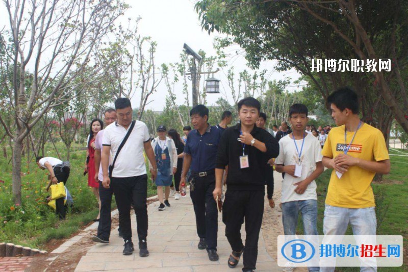 中國共產(chǎn)主義青年團河南省團校2021年報名條件、招生要求、招生對象