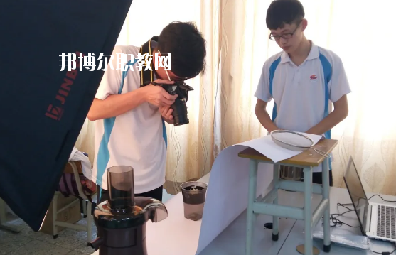 佛山順德區(qū)胡錦超職業(yè)技術學校2020年報名條件、招生要求、招生對象