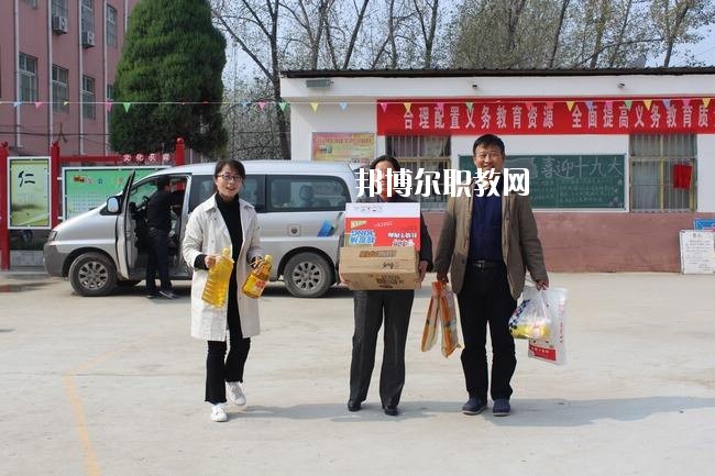 鄲城縣新城中等職業(yè)學校2021年報名條件、招生要求、招生對象