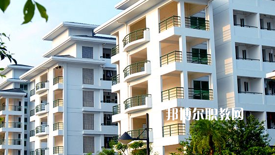 梅州職業(yè)技術(shù)學(xué)校2020年報(bào)名條件、招生要求、招生對象