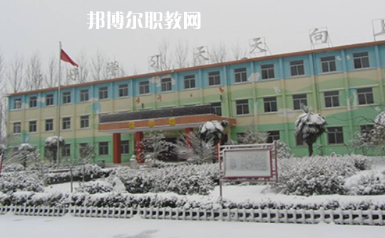 淮北市烈山區(qū)中等專業(yè)學校2020年報名條件、招生要求、招生對象