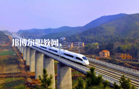 甘肅2021年讀高鐵學(xué)?？梢钥即髮W(xué)嗎