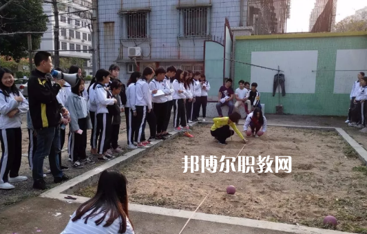 汕頭經(jīng)貿(mào)職業(yè)技術(shù)學(xué)校2021年報(bào)名條件、招生要求、招生對(duì)象