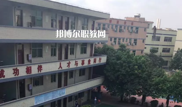 廣東領(lǐng)才技工學校2021年報名條件、招生要求、招生對象