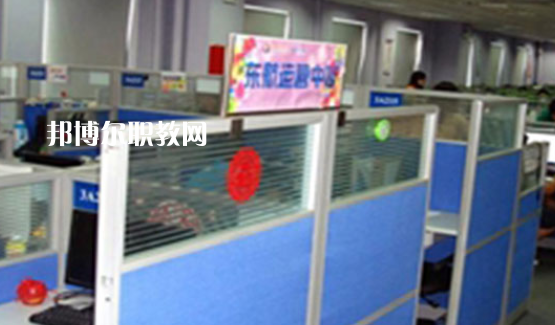 黃山市當(dāng)代職業(yè)學(xué)校2021年報名條件、招生要求、招生對象