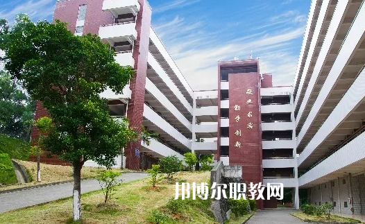 韶關(guān)中等職業(yè)技術(shù)學校2021年報名條件、招生要求、招生對象