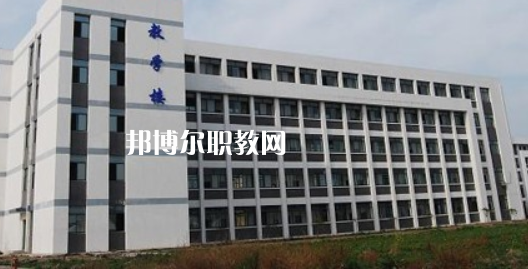 滁州市機(jī)械工業(yè)學(xué)校2021年報名條件、招生要求、招生對象 