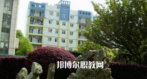 都勻市中等職業(yè)技術(shù)學(xué)校2021年報名條件、招生要求、招生對象