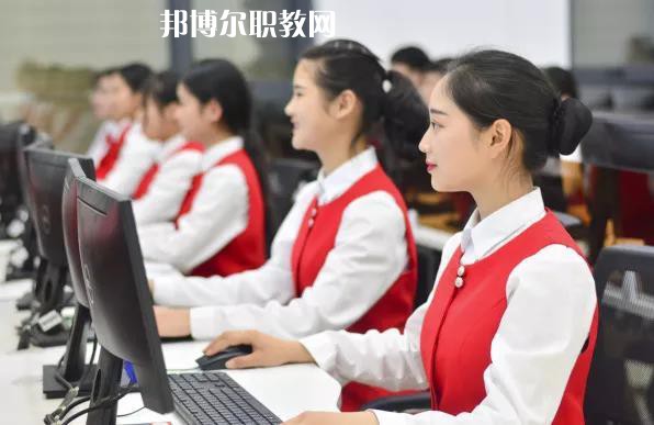 云龍縣民族職業(yè)高級中學怎么樣、好不好