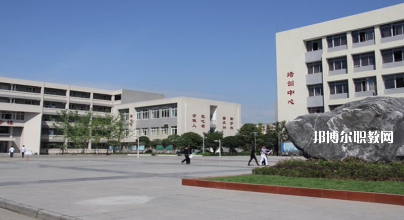 宜良縣職業(yè)高級(jí)中學(xué)2021年報(bào)名條件、招生要求、招生對(duì)象