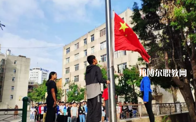 云南廣播電視學(xué)校2021年學(xué)費(fèi)、收費(fèi)多少