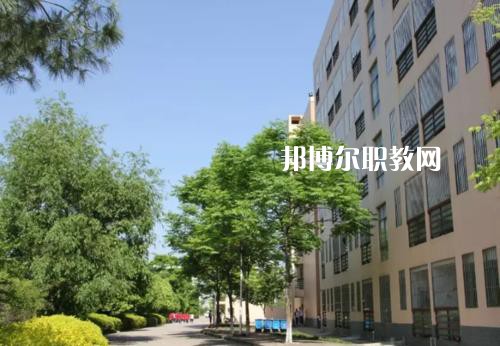 云南曲靖應(yīng)用技術(shù)學(xué)校怎么樣、好不好
