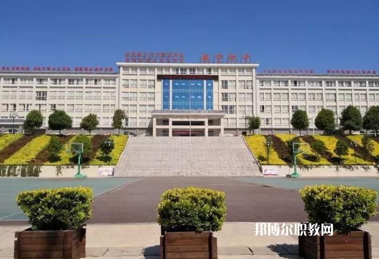 安寧職業(yè)高級中學(xué)2021年報名條件、招生對象