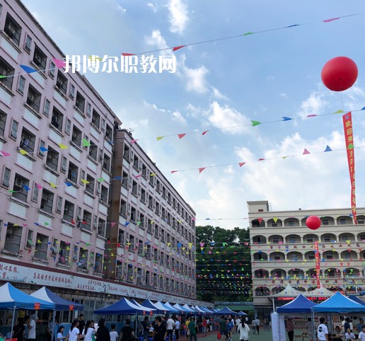 廣東創(chuàng)業(yè)工貿(mào)技工學(xué)校怎么樣、好不好