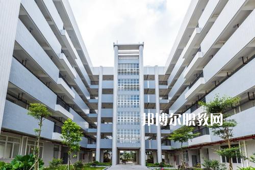 秦皇島市燕?？萍悸殬I(yè)學校2022年有哪些專業(yè)