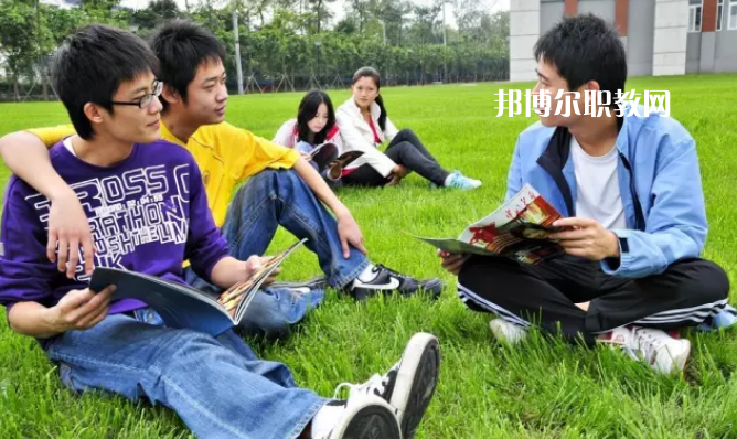 陜西創(chuàng)新工程技術(shù)學(xué)校2022年報(bào)名條件、招生要求、招生對象