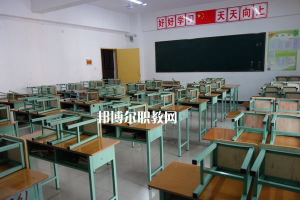 重慶聚英技工學(xué)校升學(xué)部怎么樣、好不好