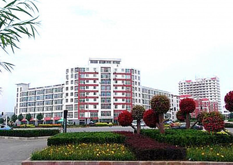 重慶旅游學(xué)校建勝分校2022年學(xué)費、收費多少 