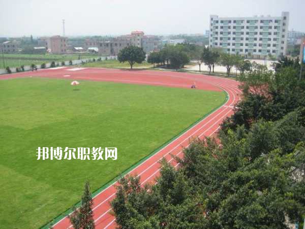 重慶萬州技師學(xué)院2022年報(bào)名條件、招生要求、招生對象 