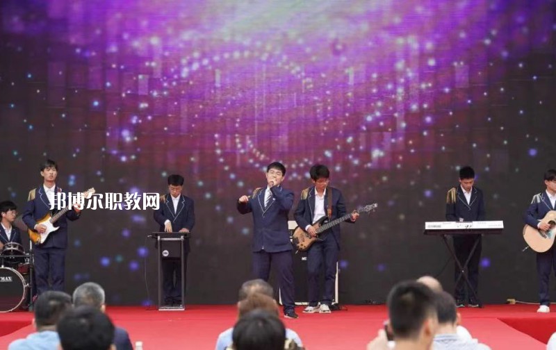 南京中華中等專業(yè)學(xué)校怎么樣、好不好
