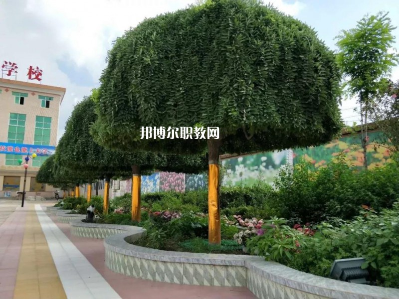甘肅新世紀科技技工學(xué)校2022年學(xué)費、收費多少