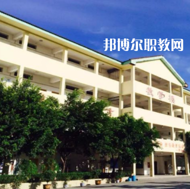 重慶西域技工學校2022年報名條件、招生要求、招生對象