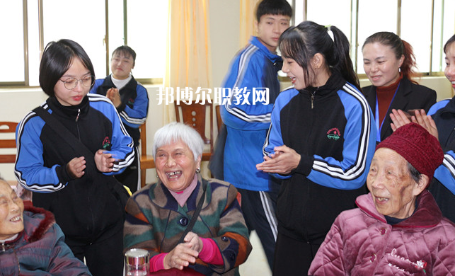 銅仁碧江中等職業(yè)學(xué)校2022年報(bào)名條件、招生要求、招生對(duì)象
