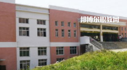 德江中等職業(yè)學校2022年報名條件、招生要求、招生對象