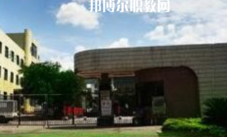 西昌第一職業(yè)技術(shù)中學(xué)2022年報(bào)名條件、招生要求、招生對象