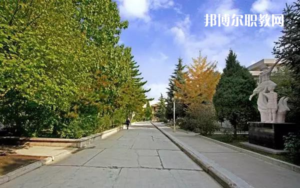 平?jīng)鰩煼秾W(xué)校2022年報名條件、招生要求、招生對象