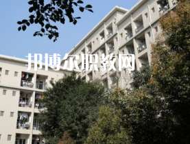重慶輕工業(yè)學(xué)校2022年報(bào)名條件、招生要求、招生對(duì)象