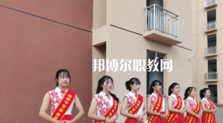 納雍中等職業(yè)學校2022年報名條件、招生要求、招生對象