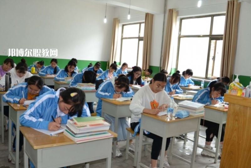甘肅省廣播電視學(xué)校2022年報(bào)名條件、招生要求、招生對象