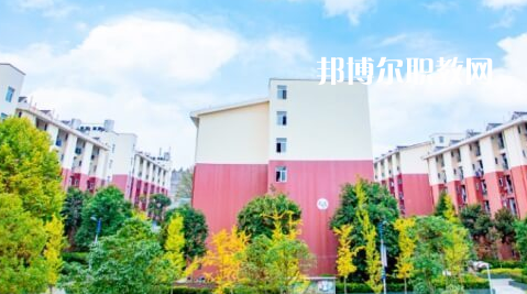 黔東南中等職業(yè)技術(shù)學(xué)校2022年學(xué)費(fèi)、收費(fèi)多少