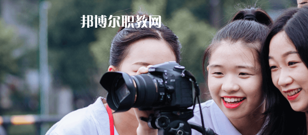 成都現(xiàn)代職業(yè)技術(shù)學(xué)校2022年報(bào)名條件、招生要求、招生對(duì)象