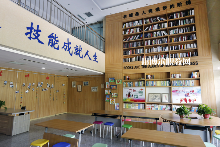 邯鄲經(jīng)濟(jì)管理中專學(xué)校2022年學(xué)費(fèi)、收費(fèi)多少