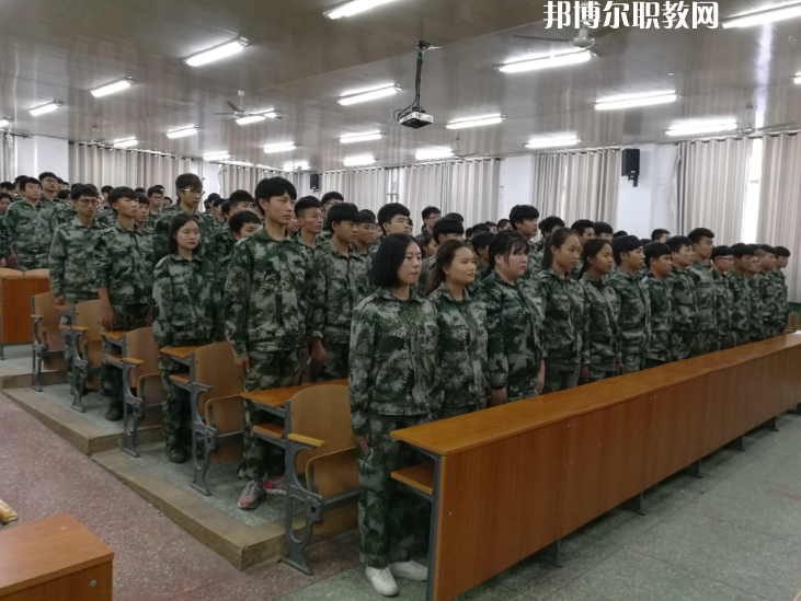 河北軌道交通中等專業(yè)學(xué)校2022年報(bào)名條件、招生要求、招生對(duì)象