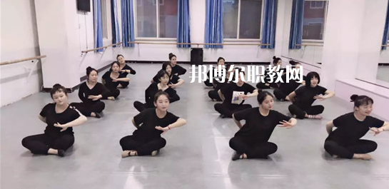 承德科技管理工程學(xué)校2022年學(xué)費、收費多少