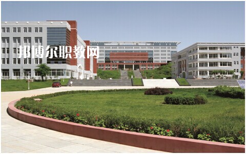 滄州工貿(mào)學(xué)校2022年學(xué)費(fèi)、收費(fèi)多少